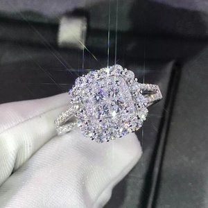 Big Stone Zircon Silver Color Ring
